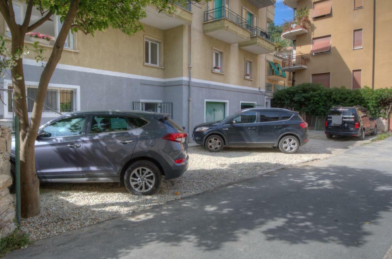 Rione San Carlo Hotel Финале Лигуре Екстериор снимка